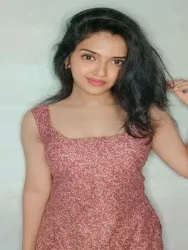 Anmol - dating-girls-bangalore - Photo 2 of 2