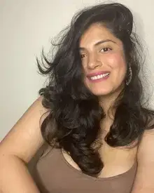 Eesha-teenage-bangalore-Photo 1 of 6