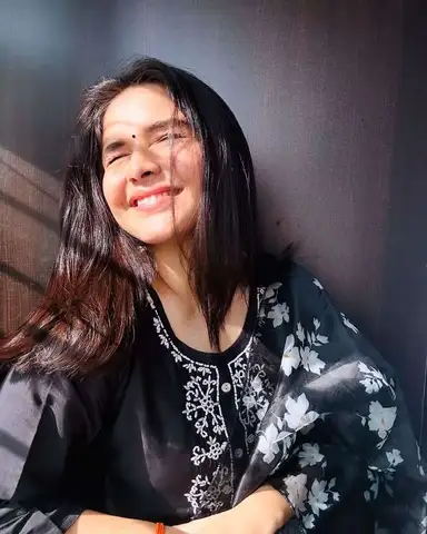 Gargi - dating-girls-bangalore - Photo 3 of 4