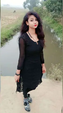 Ishani -  - Photo 3 of 4