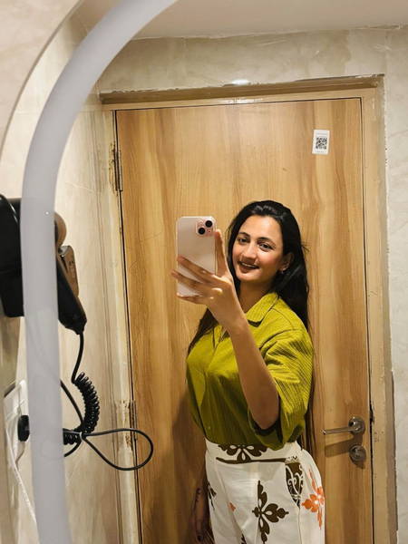 Nandini - housewife-bangalore - Photo 1 of 5